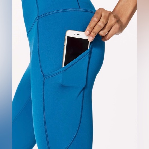 Lululemon Fast & Free 7/8 Tight II *Nulux 25” - Picture 3 of 14